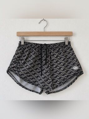 Womans Nike Dri-Fit Tempo Icon Clash Running Shorts XL